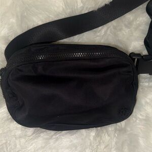 Lululemon Black Crossbody Bag/ Fanny Pack